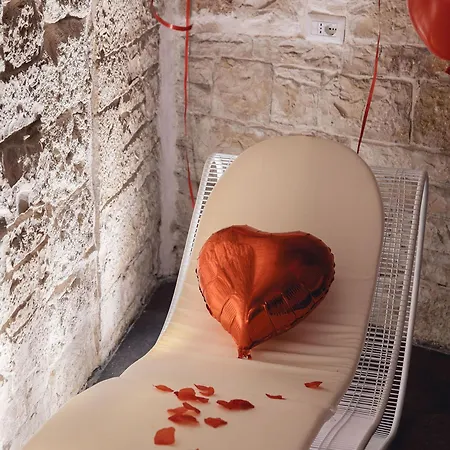 Rhea Luxury Bed & Breakfast 4*