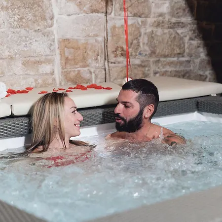 Oda ve Kahvaltı Rhea Luxury 4*