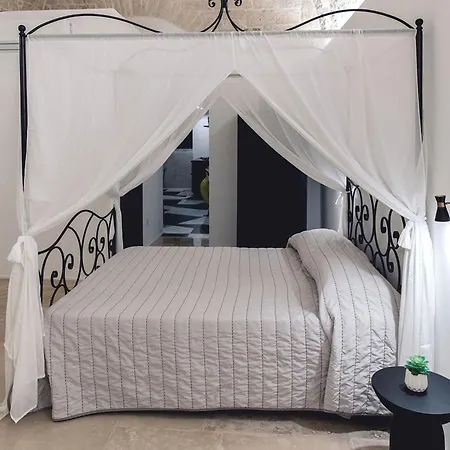 Rhea Luxury לינה וארוחת בוקר *
