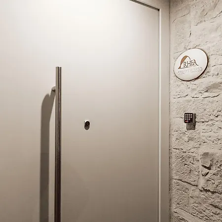 Rhea Luxury Oda ve Kahvaltı Terlizzi